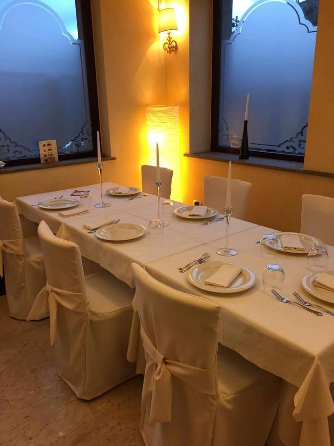 La Locanda Del Palatoraffinato 치암피노 외부 사진